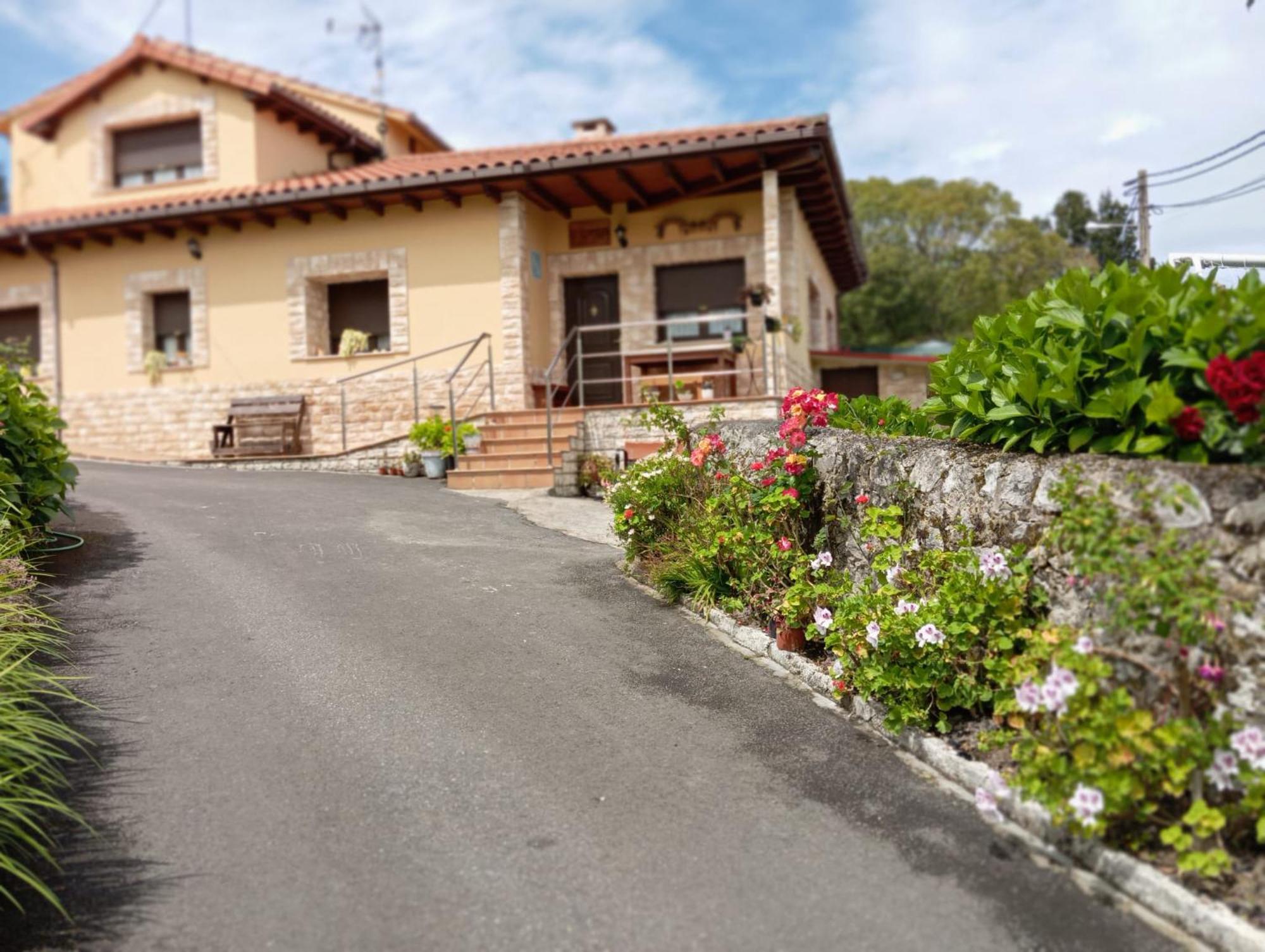 Villa La Casina à Celorio  Extérieur photo