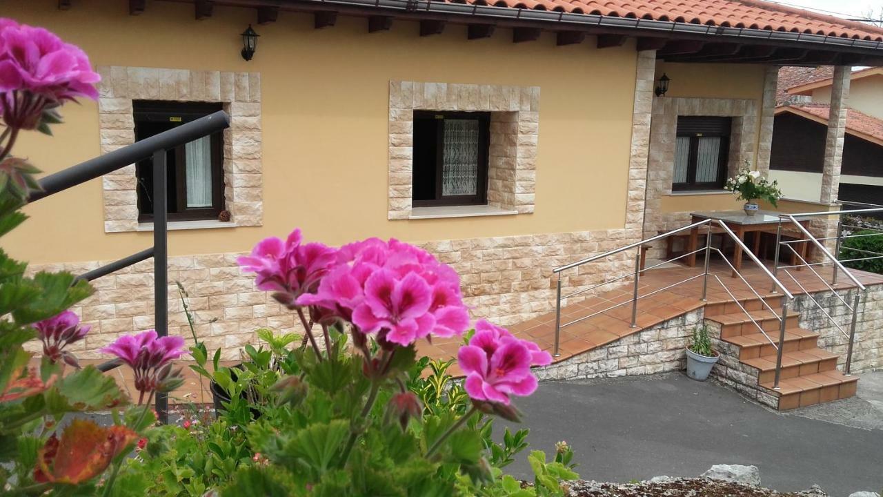 Villa La Casina à Celorio  Extérieur photo